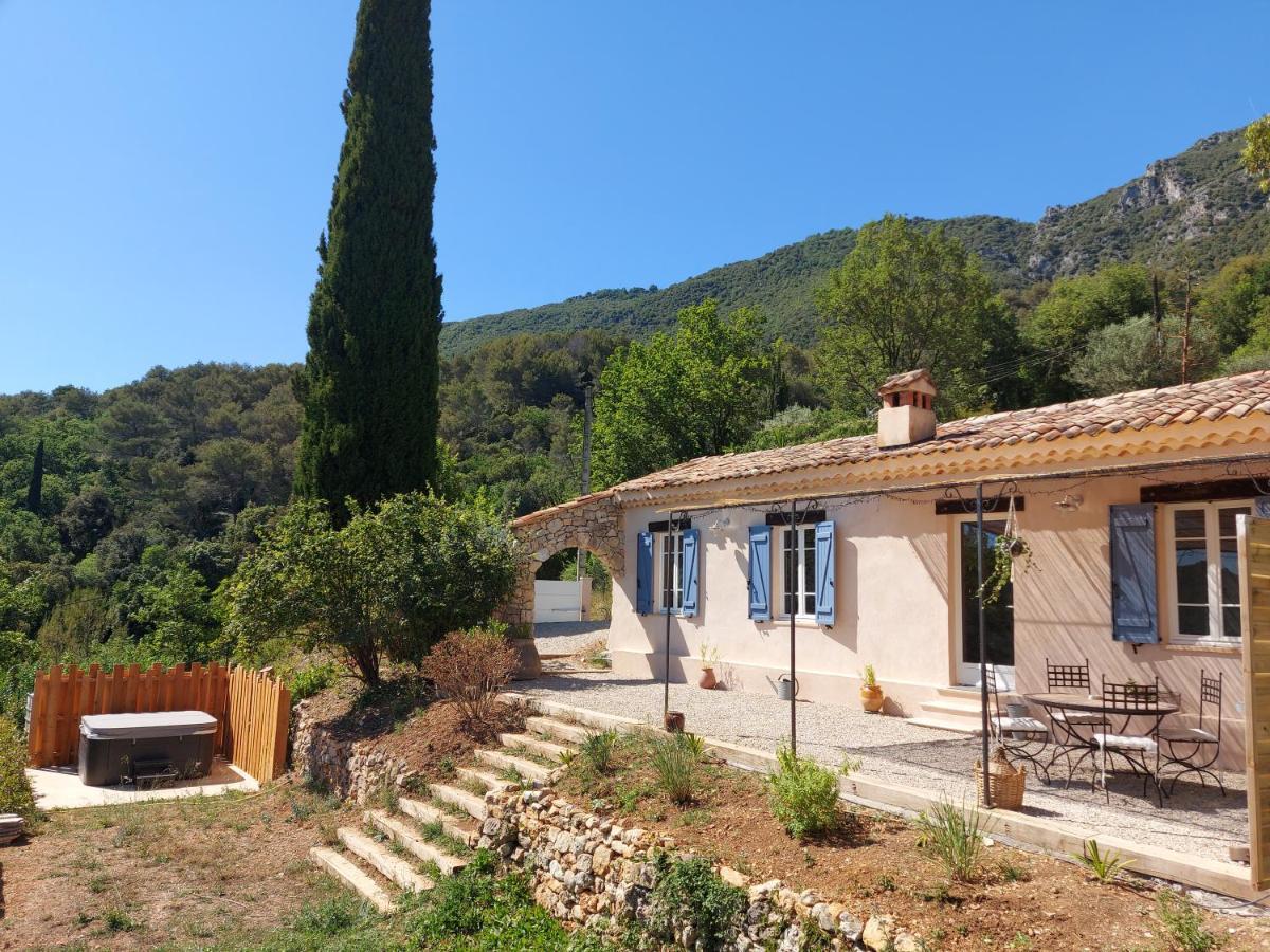 Maison à la campagne avec SPA et piscine Tourrettes-sur-Loup Exterior foto